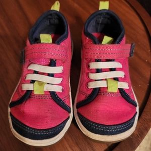 Strite Rite Girl's walking shoes
